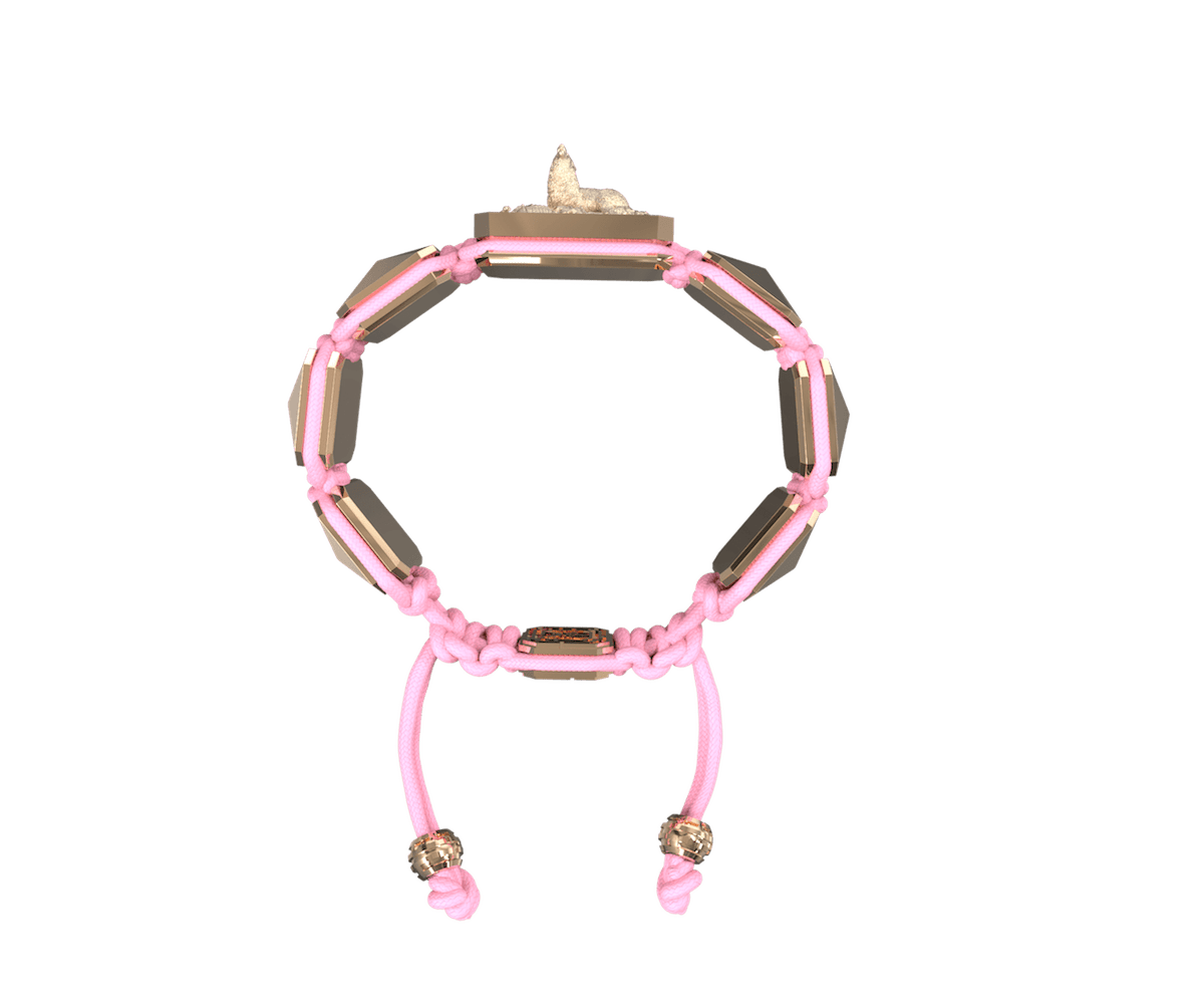 Pulsera Selfmade con cerámica y escultura acabadas en Oro Rosa de 18k. Hilo rosa.